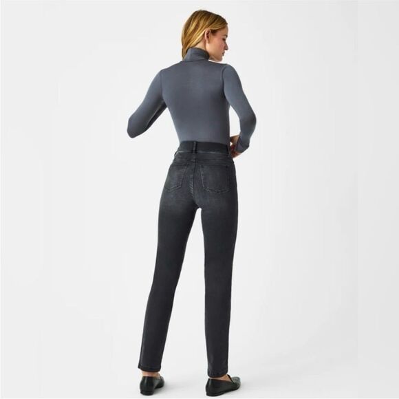 SPANX | NEW Ankle Straight Shapewear Jeans in Vintage Black Women’s Size X-Small - Picture 2 of 15